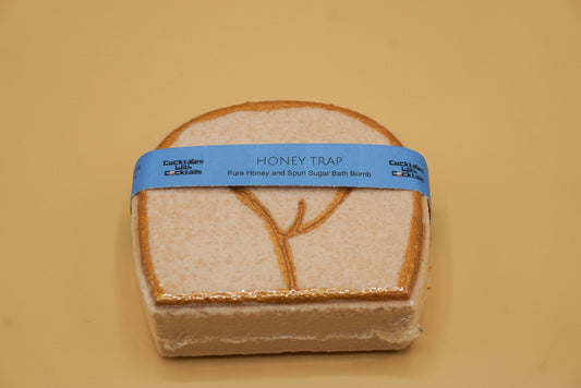 Honey Trap Bath Bomb