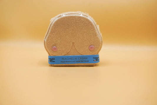 Peaches N’ Cream Bath Bomb