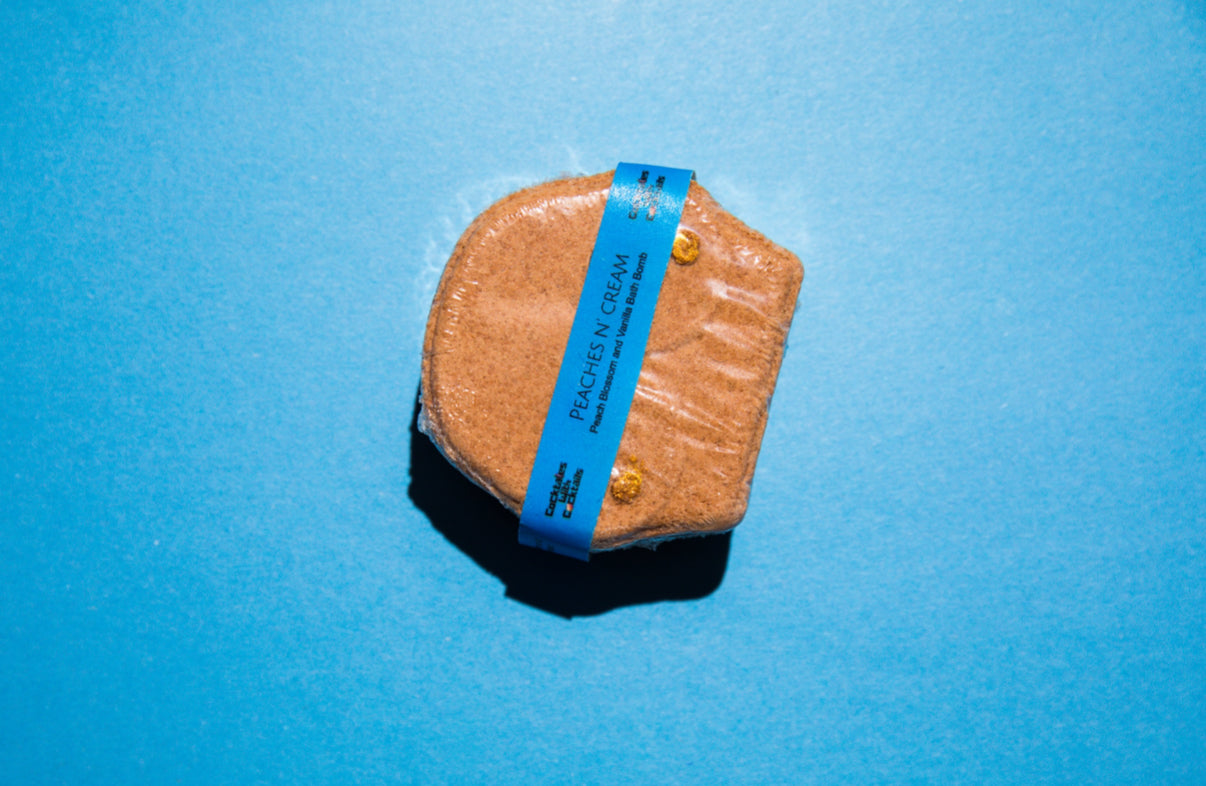 Peaches N’ Cream Bath Bomb