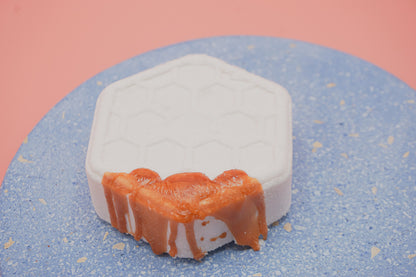 Honey Dip Bath Bomb